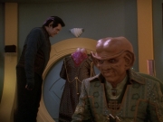 extant_StarTrek_DS9_5x20-FerengiLoveSongs_01054.jpg