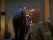 extant_StarTrek_DS9_5x20-FerengiLoveSongs_01056.jpg
