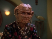 extant_StarTrek_DS9_5x20-FerengiLoveSongs_01065.jpg