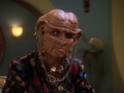extant_StarTrek_DS9_5x20-FerengiLoveSongs_01067.jpg
