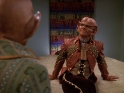 Filename=extant_StarTrek_DS9_5x20-FerengiLoveSongs_01566.jpg
Filesize=222KiB
Dimensions=1200x900
Date added=Dec 20, 2019 extant_StarTrek_DS9_5x20-FerengiLoveSongs_01566.jpg