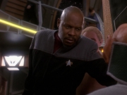 extant_StarTrek_DS9_5x20-FerengiLoveSongs_02056.jpg
