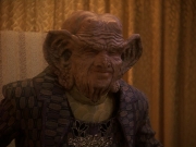 extant_StarTrek_DS9_5x20-FerengiLoveSongs_03402.jpg