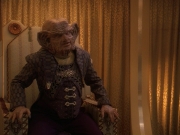 extant_StarTrek_DS9_5x20-FerengiLoveSongs_03418.jpg