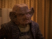 extant_StarTrek_DS9_5x20-FerengiLoveSongs_03423.jpg