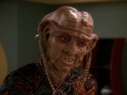 extant_StarTrek_DS9_5x20-FerengiLoveSongs_03580.jpg