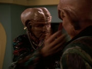 extant_StarTrek_DS9_5x20-FerengiLoveSongs_03610.jpg