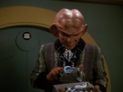 extant_StarTrek_DS9_5x20-FerengiLoveSongs_03618.jpg