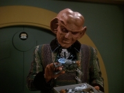 extant_StarTrek_DS9_5x20-FerengiLoveSongs_03619.jpg