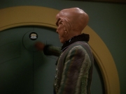 extant_StarTrek_DS9_5x20-FerengiLoveSongs_03623.jpg