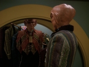 extant_StarTrek_DS9_5x20-FerengiLoveSongs_03626.jpg