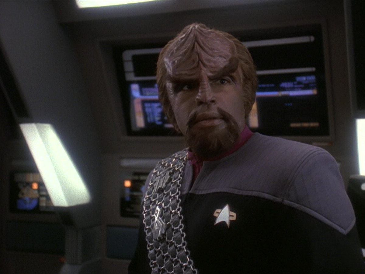 extant_StarTrek_DS9_5x21-SoldiersOfTheEmpire_00259.jpg