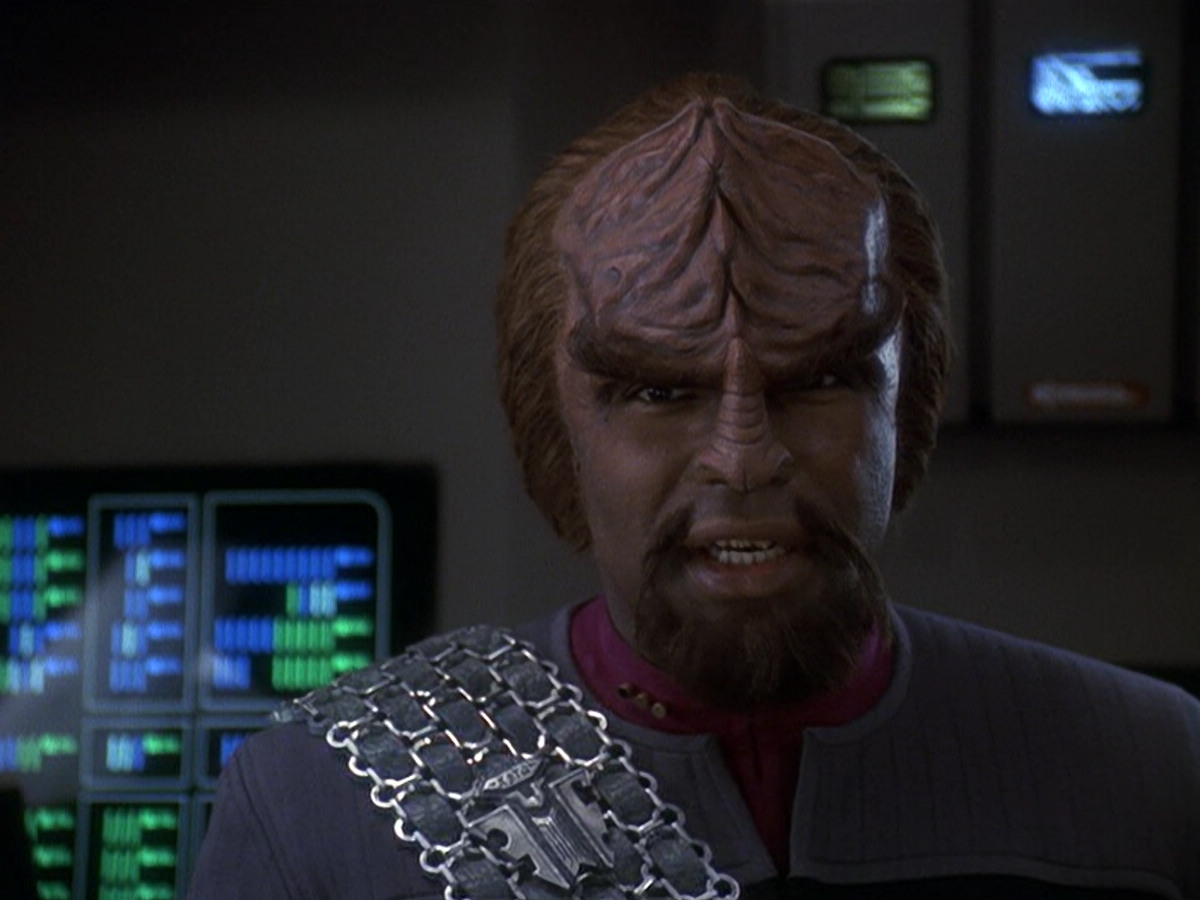 extant_StarTrek_DS9_5x21-SoldiersOfTheEmpire_00345.jpg