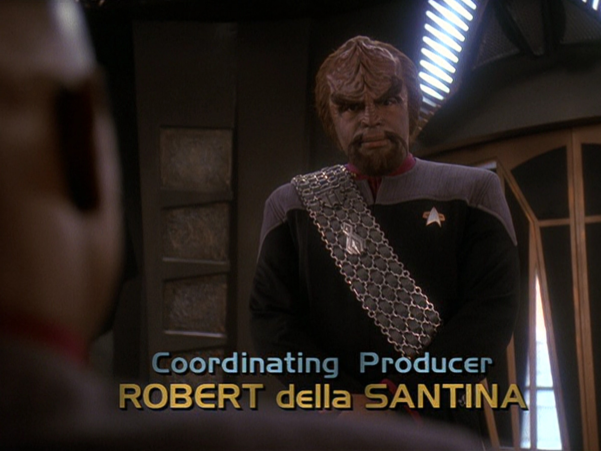 extant_StarTrek_DS9_5x21-SoldiersOfTheEmpire_00603.jpg
