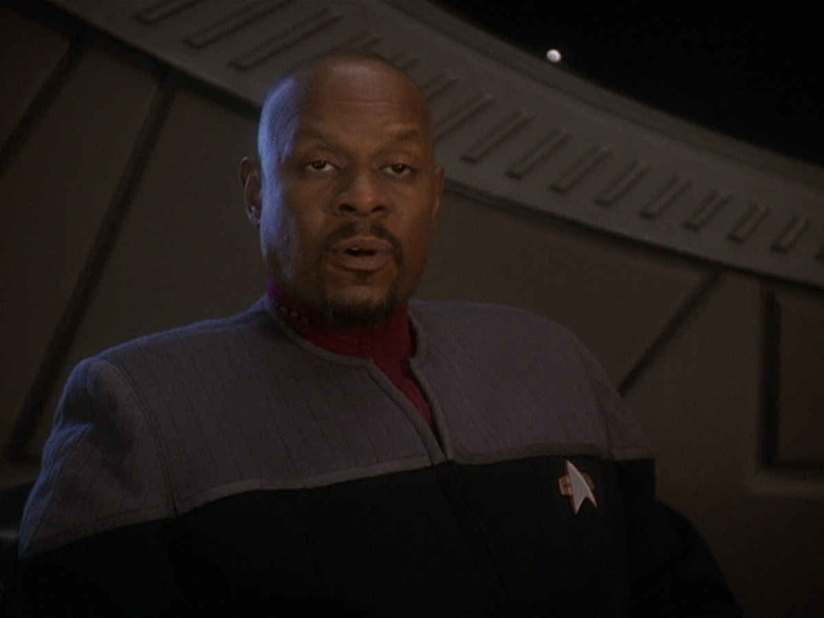 extant_StarTrek_DS9_5x21-SoldiersOfTheEmpire_00642.jpg