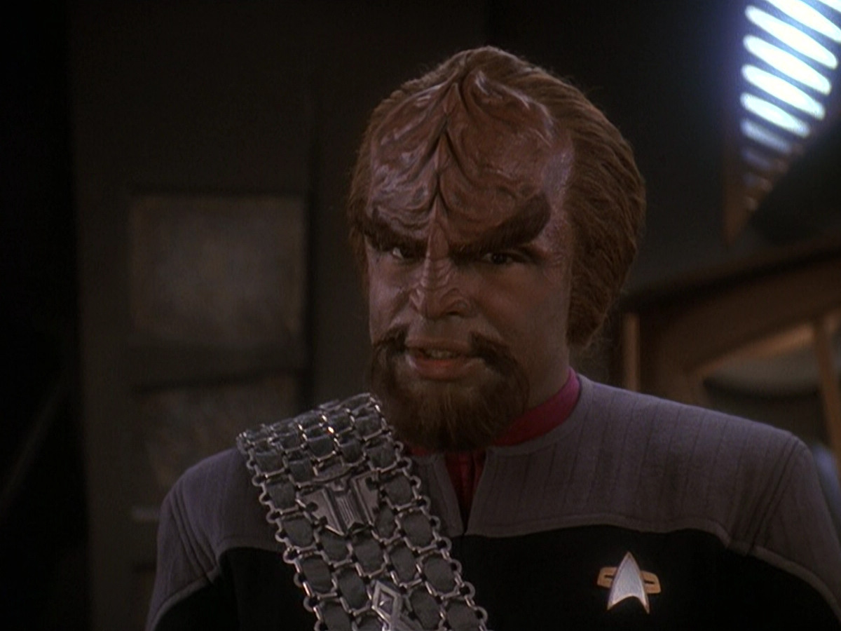 extant_StarTrek_DS9_5x21-SoldiersOfTheEmpire_00664.jpg