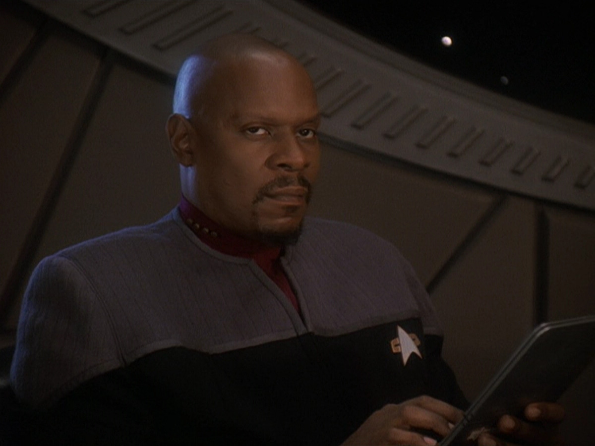 extant_StarTrek_DS9_5x21-SoldiersOfTheEmpire_00695.jpg