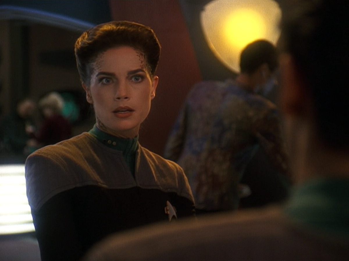 extant_StarTrek_DS9_5x21-SoldiersOfTheEmpire_00854.jpg