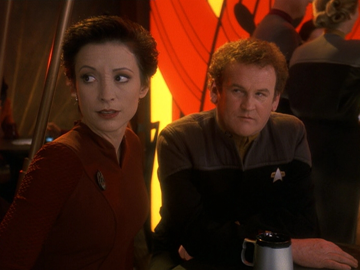 extant_StarTrek_DS9_5x21-SoldiersOfTheEmpire_00879.jpg