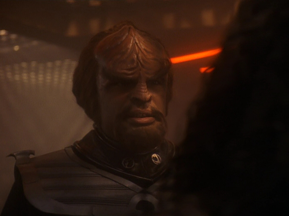 extant_StarTrek_DS9_5x21-SoldiersOfTheEmpire_03272.jpg
