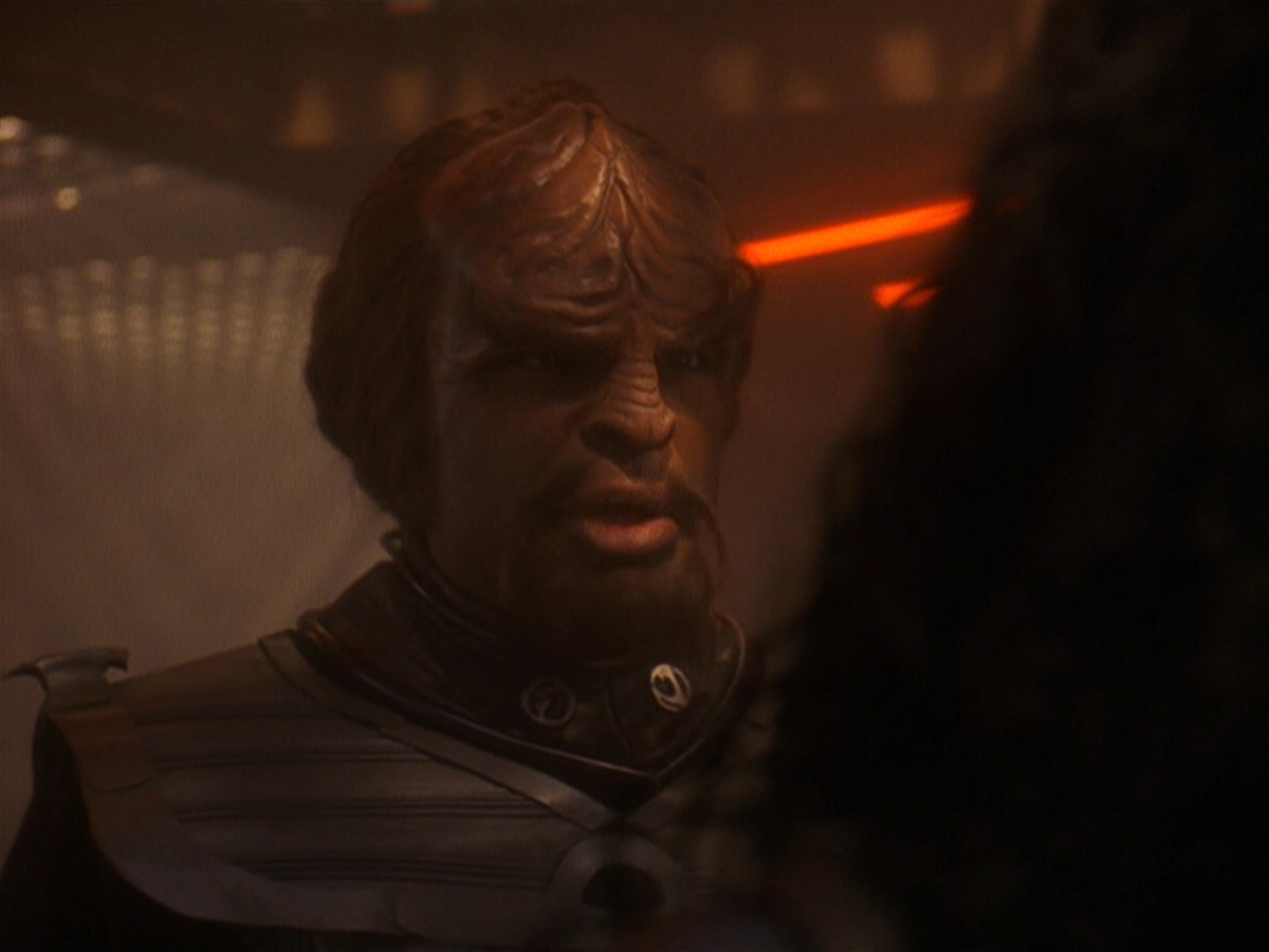 extant_StarTrek_DS9_5x21-SoldiersOfTheEmpire_03275.jpg