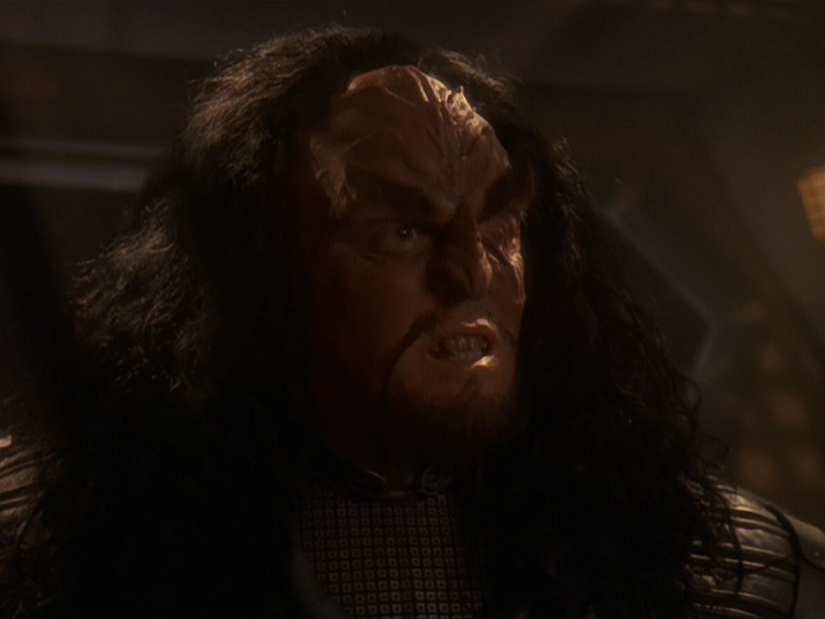 extant_StarTrek_DS9_5x21-SoldiersOfTheEmpire_03411.jpg