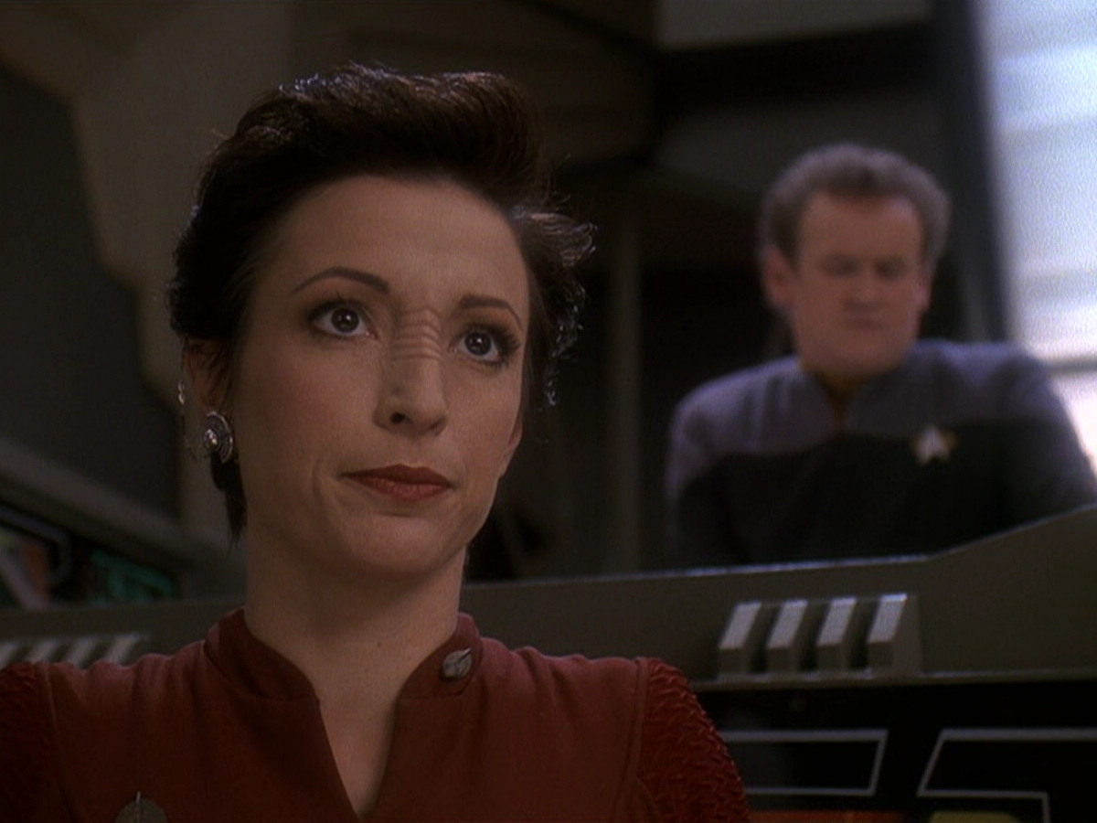 extant_StarTrek_DS9_5x21-SoldiersOfTheEmpire_03563.jpg