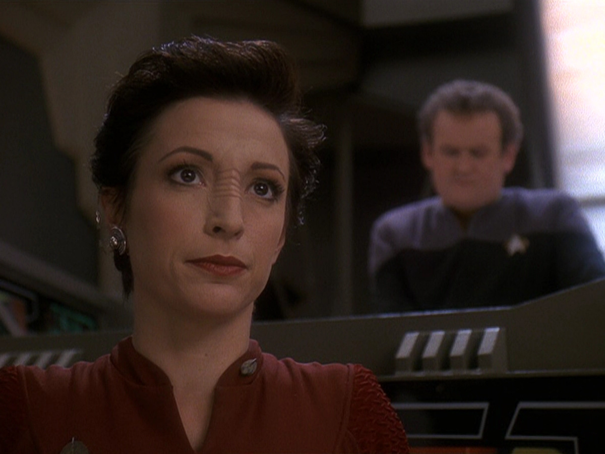 extant_StarTrek_DS9_5x21-SoldiersOfTheEmpire_03564.jpg