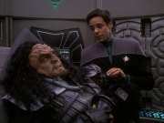 Filename=extant_StarTrek_DS9_5x21-SoldiersOfTheEmpire_00024.jpg
Filesize=192KiB
Dimensions=1200x900
Date added=Dec 20, 2019 extant_StarTrek_DS9_5x21-SoldiersOfTheEmpire_00024.jpg