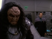 extant_StarTrek_DS9_5x21-SoldiersOfTheEmpire_00110.jpg