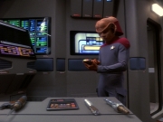 extant_StarTrek_DS9_5x21-SoldiersOfTheEmpire_00132.jpg