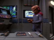 extant_StarTrek_DS9_5x21-SoldiersOfTheEmpire_00133.jpg