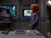 extant_StarTrek_DS9_5x21-SoldiersOfTheEmpire_00138.jpg