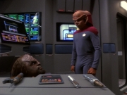 extant_StarTrek_DS9_5x21-SoldiersOfTheEmpire_00150.jpg