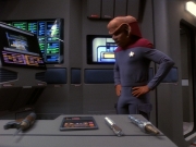 extant_StarTrek_DS9_5x21-SoldiersOfTheEmpire_00158.jpg