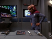 extant_StarTrek_DS9_5x21-SoldiersOfTheEmpire_00159.jpg