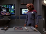 extant_StarTrek_DS9_5x21-SoldiersOfTheEmpire_00170.jpg