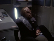 extant_StarTrek_DS9_5x21-SoldiersOfTheEmpire_00182.jpg