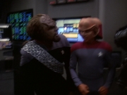 extant_StarTrek_DS9_5x21-SoldiersOfTheEmpire_00184.jpg