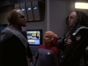 extant_StarTrek_DS9_5x21-SoldiersOfTheEmpire_00185.jpg