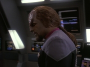 extant_StarTrek_DS9_5x21-SoldiersOfTheEmpire_00242.jpg