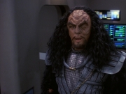 extant_StarTrek_DS9_5x21-SoldiersOfTheEmpire_00251.jpg