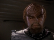 extant_StarTrek_DS9_5x21-SoldiersOfTheEmpire_01025.jpg