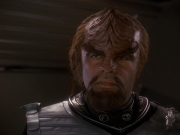 extant_StarTrek_DS9_5x21-SoldiersOfTheEmpire_01036.jpg