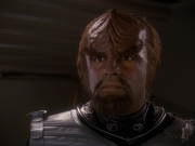 extant_StarTrek_DS9_5x21-SoldiersOfTheEmpire_01038.jpg