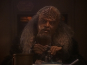Filename=extant_StarTrek_DS9_5x21-SoldiersOfTheEmpire_01540.jpg
Filesize=146KiB
Dimensions=1200x900
Date added=Dec 20, 2019 extant_StarTrek_DS9_5x21-SoldiersOfTheEmpire_01540.jpg