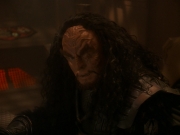 extant_StarTrek_DS9_5x21-SoldiersOfTheEmpire_01624.jpg