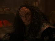 extant_StarTrek_DS9_5x21-SoldiersOfTheEmpire_01628.jpg