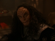 extant_StarTrek_DS9_5x21-SoldiersOfTheEmpire_01651.jpg