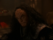 extant_StarTrek_DS9_5x21-SoldiersOfTheEmpire_01655.jpg